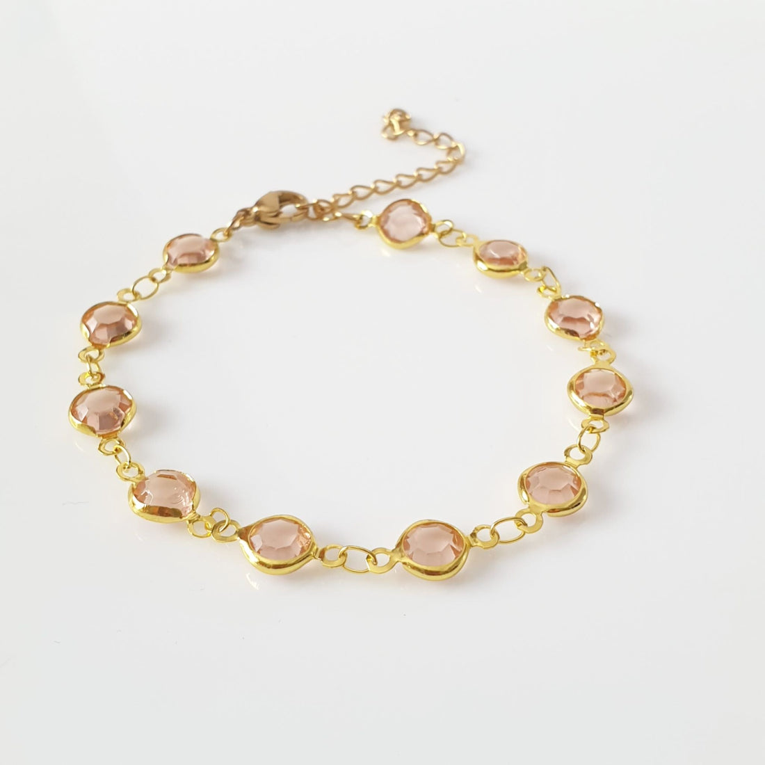 βραχιόλι με ροζ κρύσταλλα