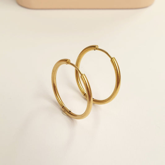 Ατσάλινοι χρυσοί μεσαίοι κρίκοι 20mm