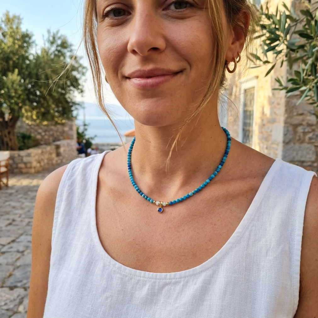 kolie me fysikes xantres tirkouaz kai zirgon Naxos