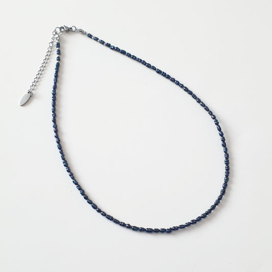 Κολιέ με Blue-Black Μαργαριτάρια & Ασημί Ατσάλινο Κούμπωμα – Midnight Pearl