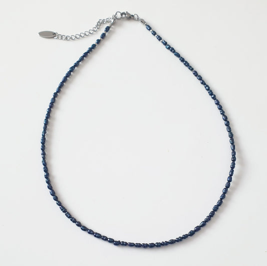 Κολιέ με Blue-Black Μαργαριτάρια & Ασημί Ατσάλινο Κούμπωμα – Midnight Pearl