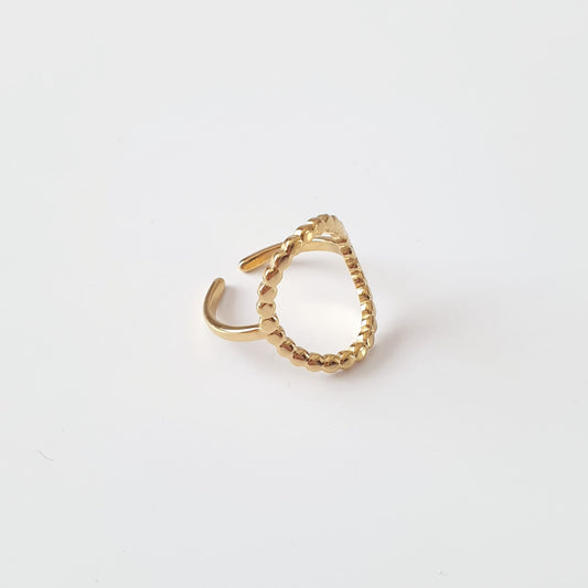 atsalino-gynaikeio-daxtylidi-anoigomeno