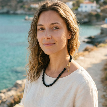 Κολιέ με φυσικές χάντρες μαύρου χαολίτη